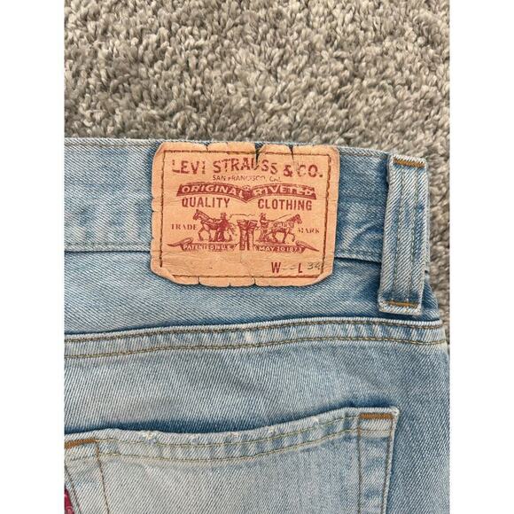 Levi's 512 Size 33 Waist and 28-inch Inseam Bootcut Distressed Button Fly - Picture 9 of 11